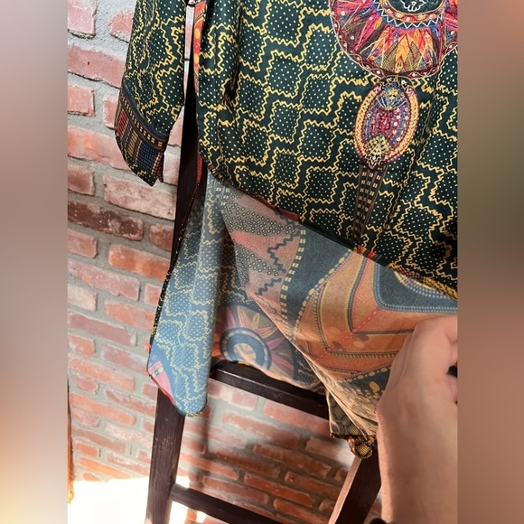 Soft Surroundings Anjali 3/4 sleeve green pattern tunic top EUC size medium - Picture 4 of 5